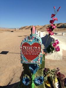 salvation mountain mailbox